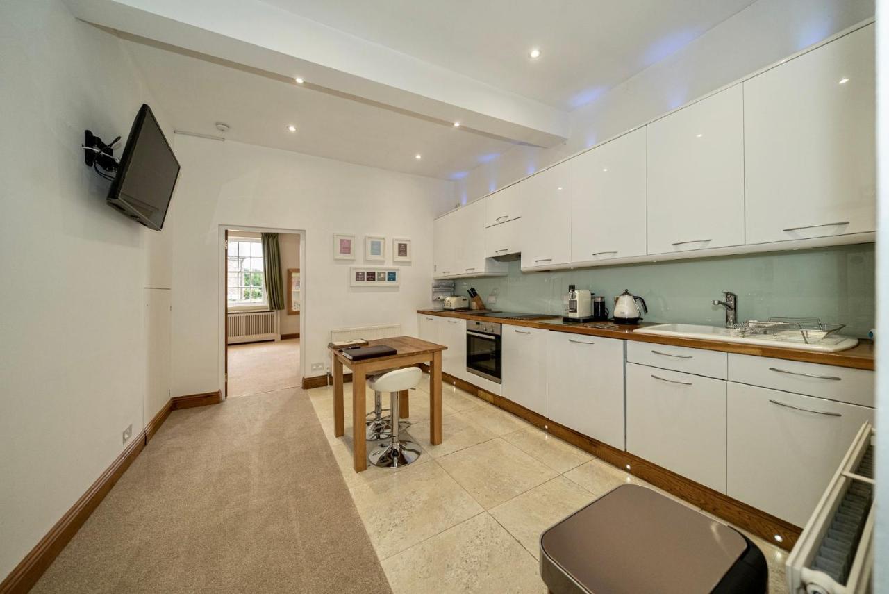 Serviced Apartments Маклсфилд Экстерьер фото